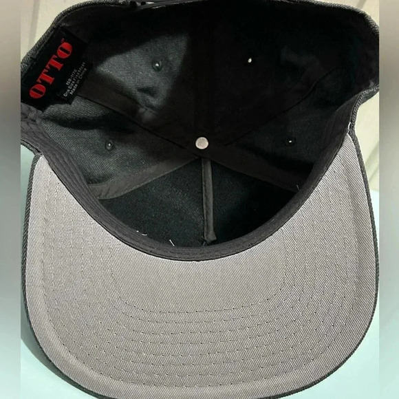 Foo Fighters Concrete and Gold Embroidered Snapback Hat - Picture 6 of 8